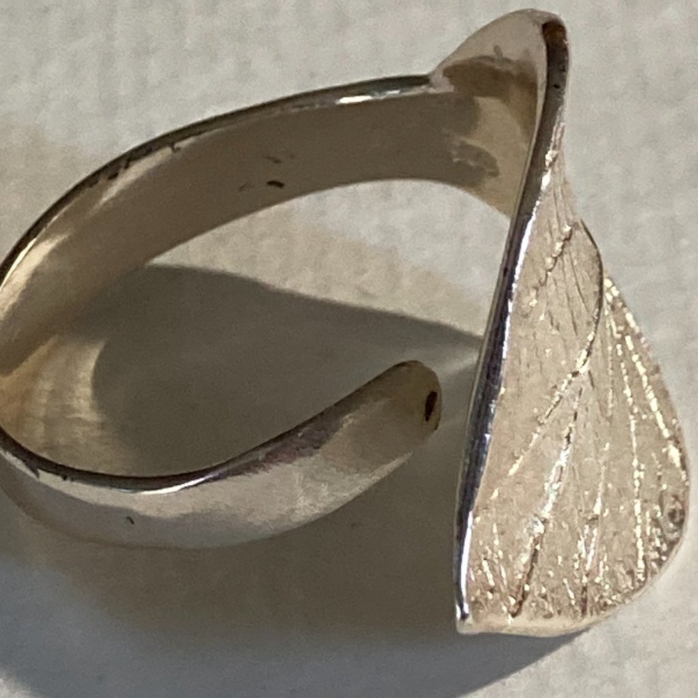 Lovely Delicate Sterling Silver Leaf Ring, Open S… - image 7